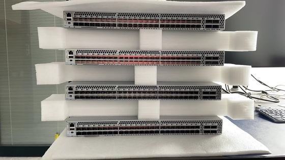 Dell Connectrix DS6620B ফাইবার অপটিক সুইচ 24 পোর্ট 32Gb/S এন্টারপ্রাইজ নেটওয়ার্ক সুইচ