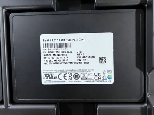 Samsung MZQL23T8HCLS-00A07 3.84TB এন্টারপ্রাইজ এসএসডি U.2 PCIe 4.0 NVMe 1.0 DWPD 5-বছরের ওয়ারেন্টি সলিড স্টেট ড্রাইভ