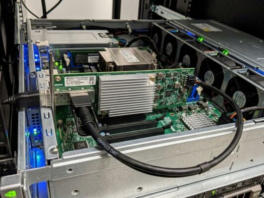 NVIDIA MCX75310AAS-NEAT 800G Ethernet InfiniBand Adapter Ultra Low Latency High Bandwidth Network Card for Data Center