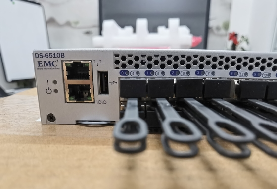 BR-6510DC-24-8G-R ব্রোকেড 6510 SAN সুইচ DC পাওয়ার 24P 8GB SWL